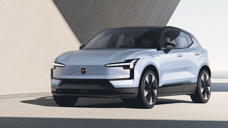 EX30. O SUV mais pequeno é também o Volvo mais rápido de sempre