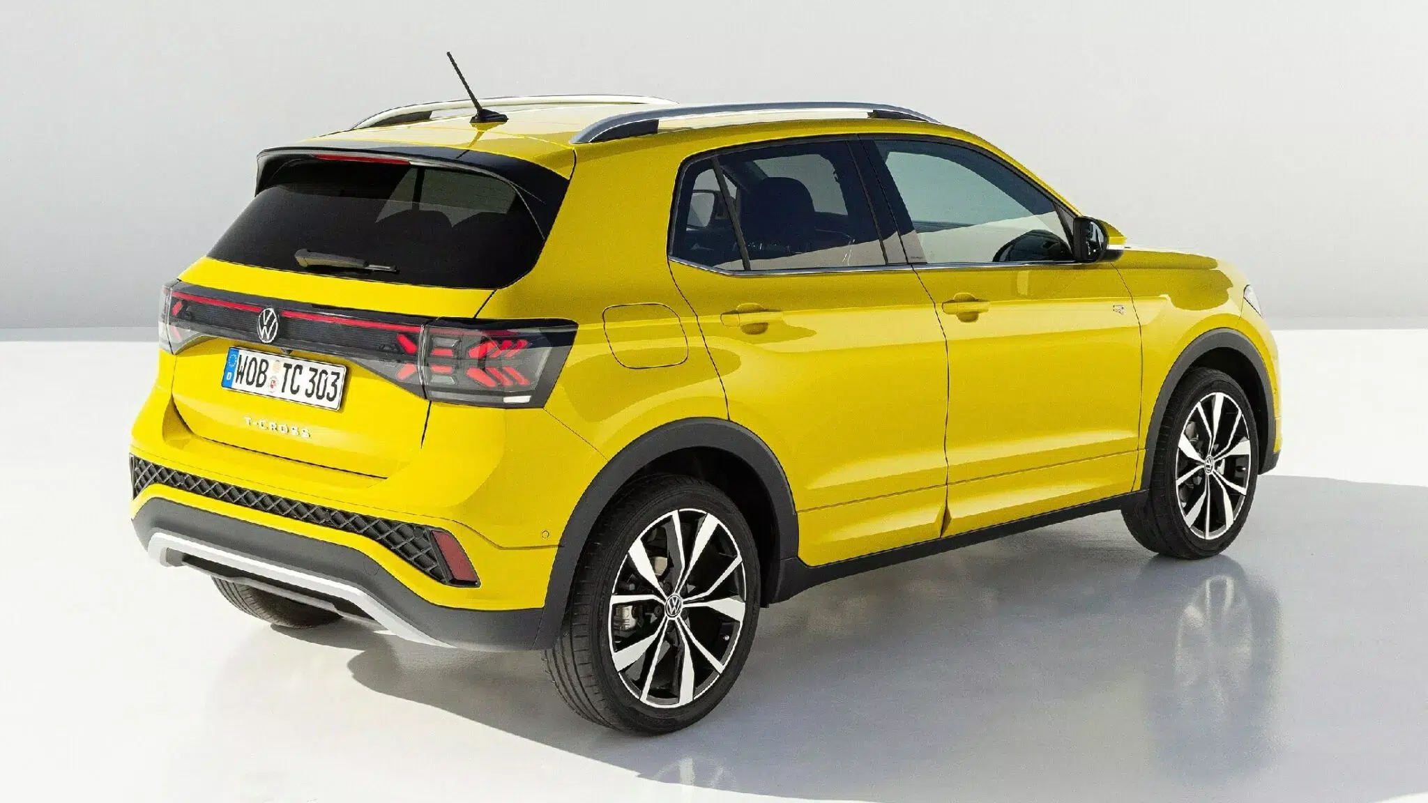 Volkswagen T-Cross traseira 3/4