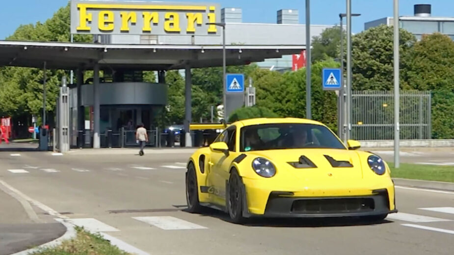 Porsche 911 GT3 RS a ser testado pela Ferrari