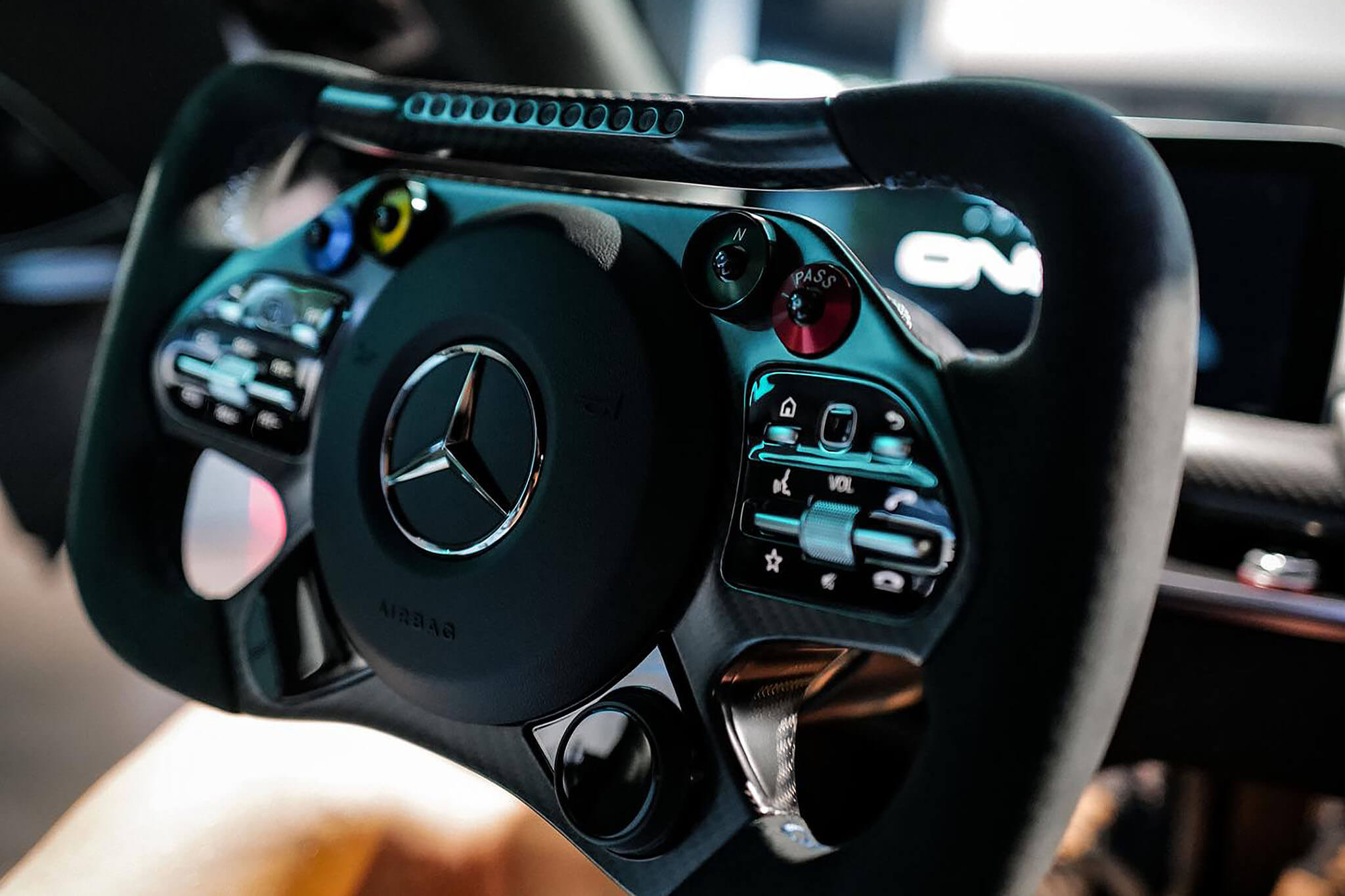 Mercedes-AMG One - Valtteri Bottas - volante
