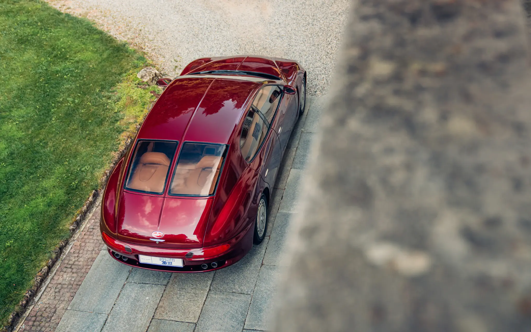 Bugatti EB112 vista de cima traseira.