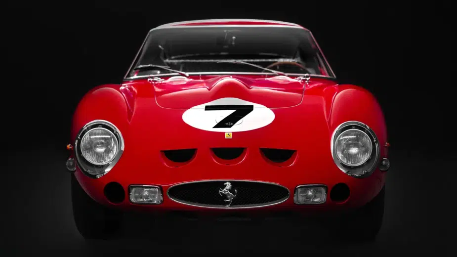 Ferrari 250 GTO visto de frente