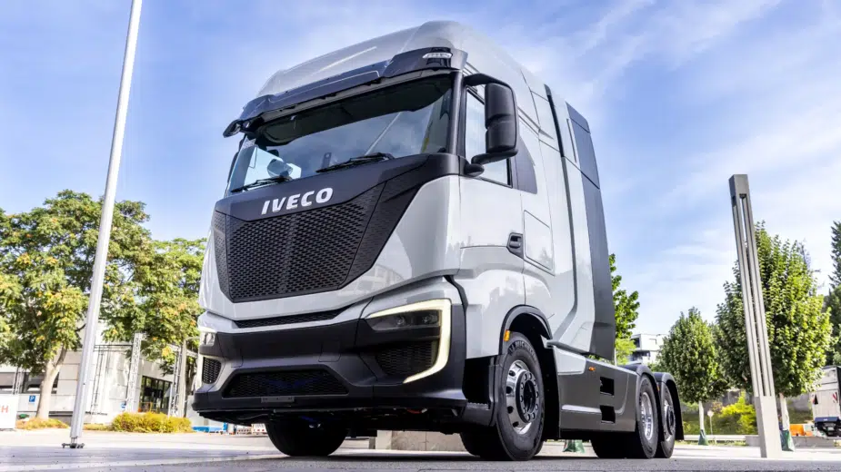 Camião IVECO a pilha de combustível hidrogénio