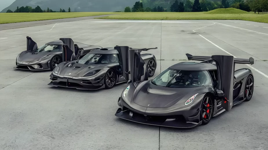 Koenigsegg One:1, Regera e Jesko com portas abertas