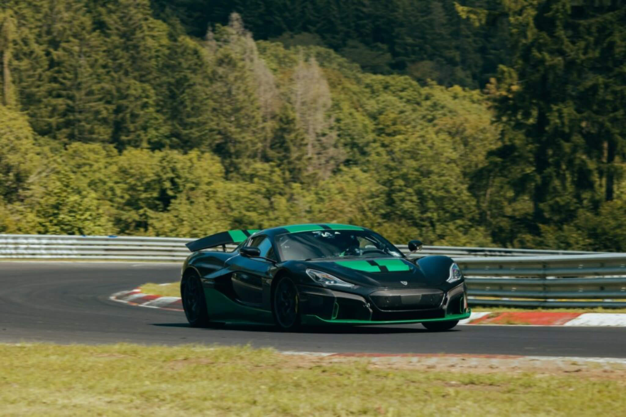 Rimac Nevera Nurburgring