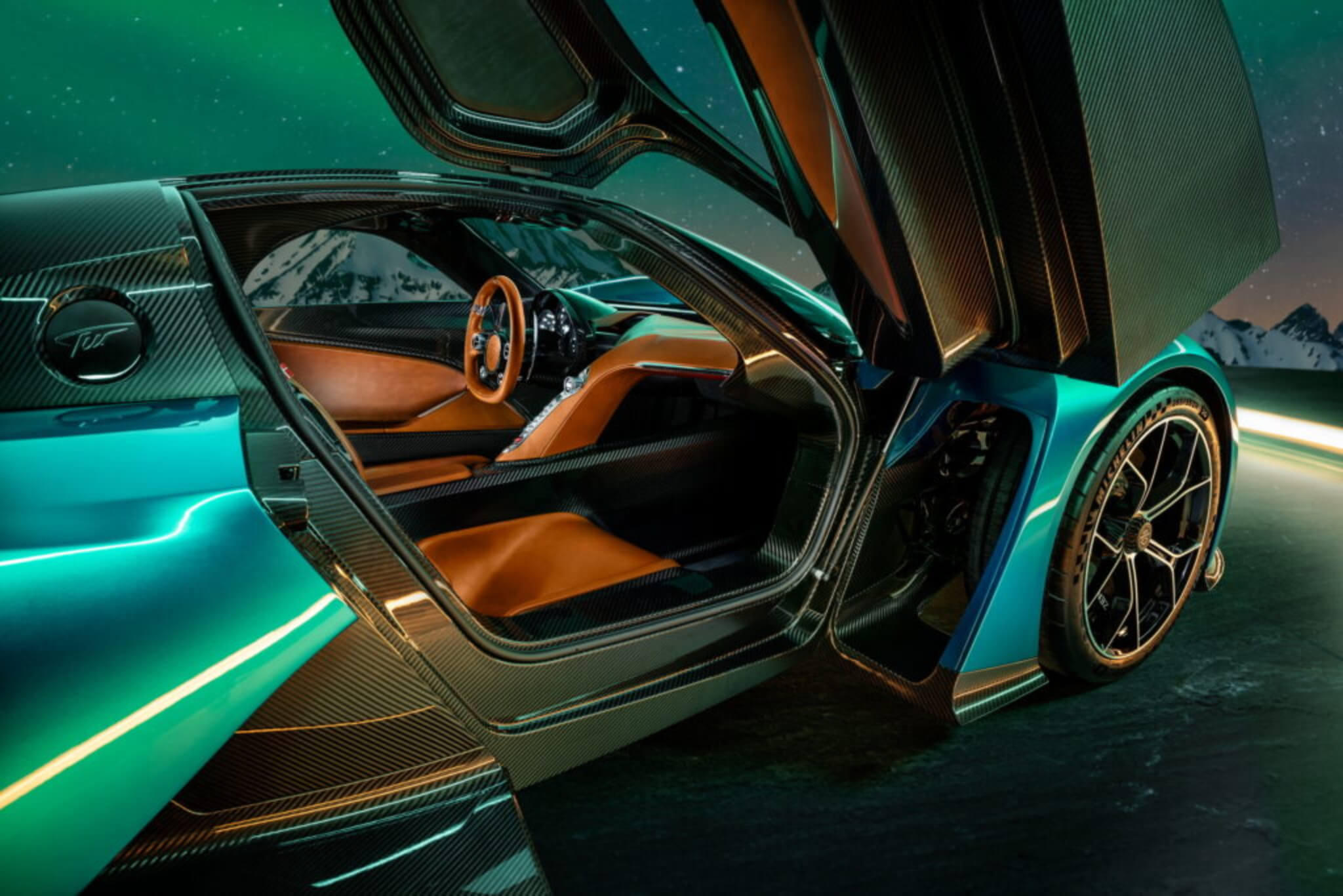 Zenvo Aurora Tur interior