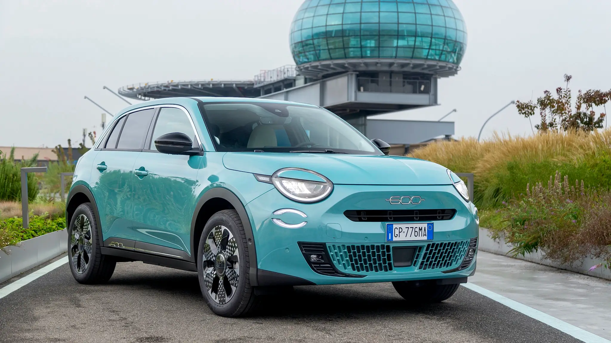 Fiat 600 Hybrid no topo do Lingotto