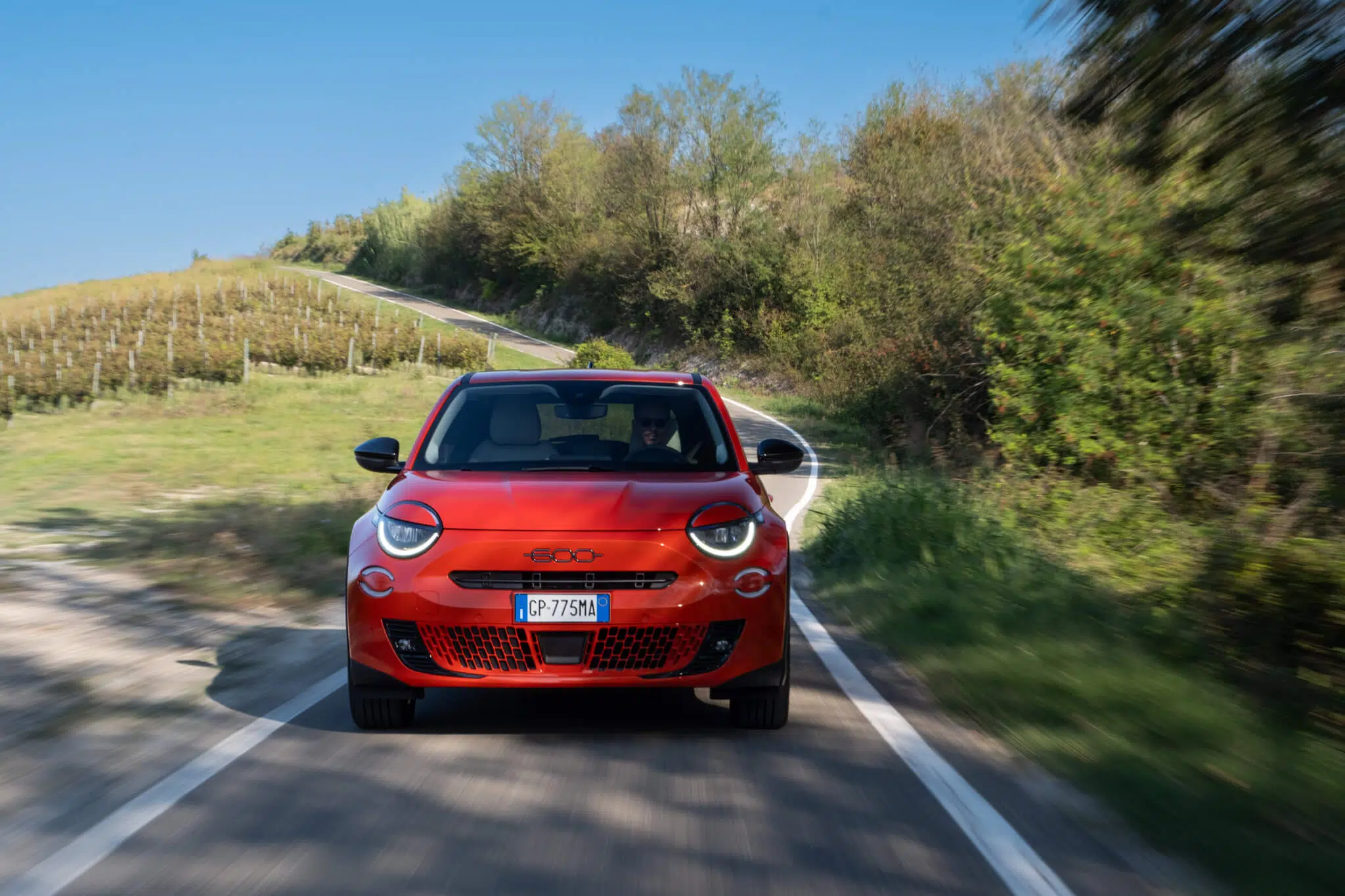 Fiat 600e La Prima frente