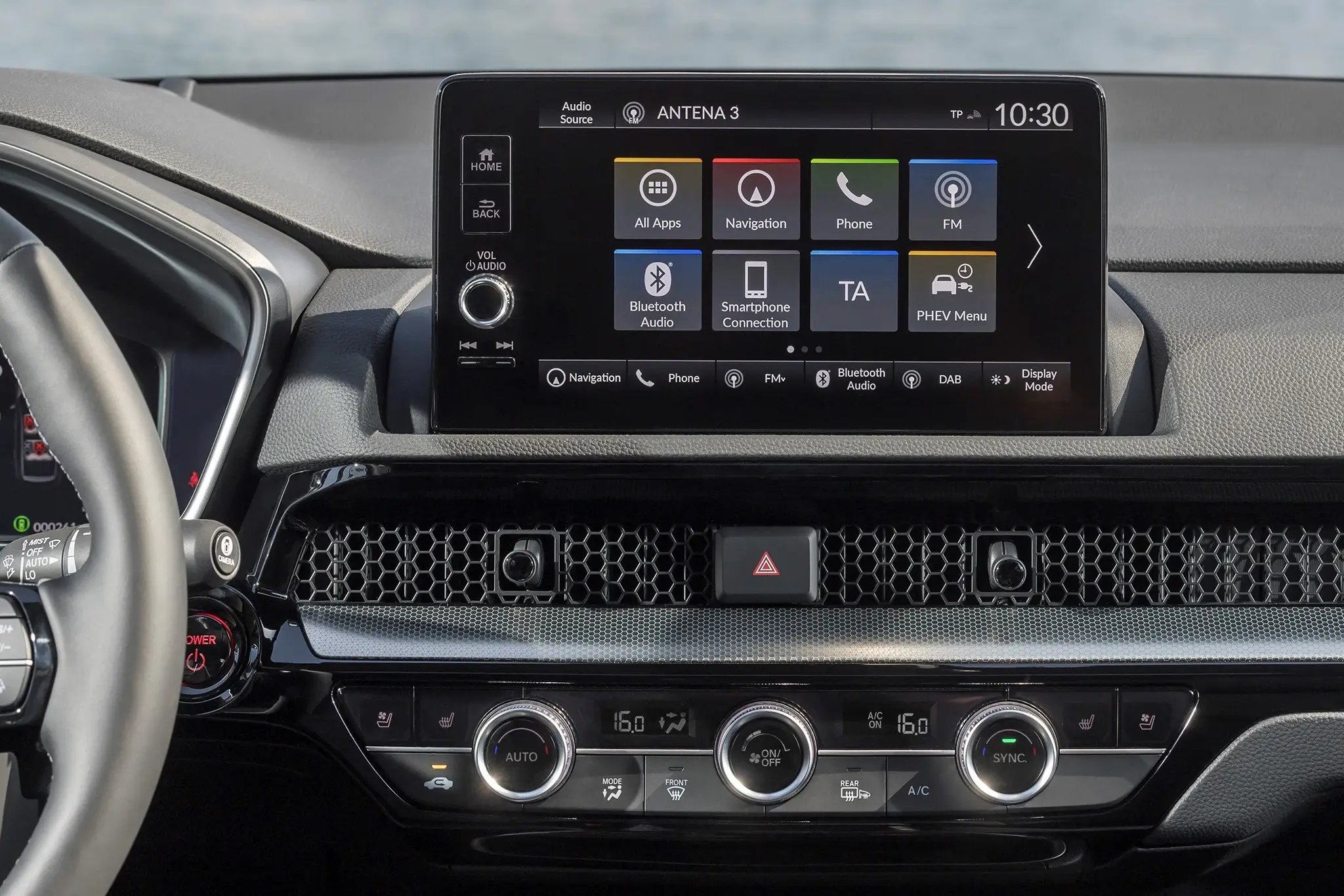 Honda CR-V e:PHEV monitor tátil central e comandos da climatização