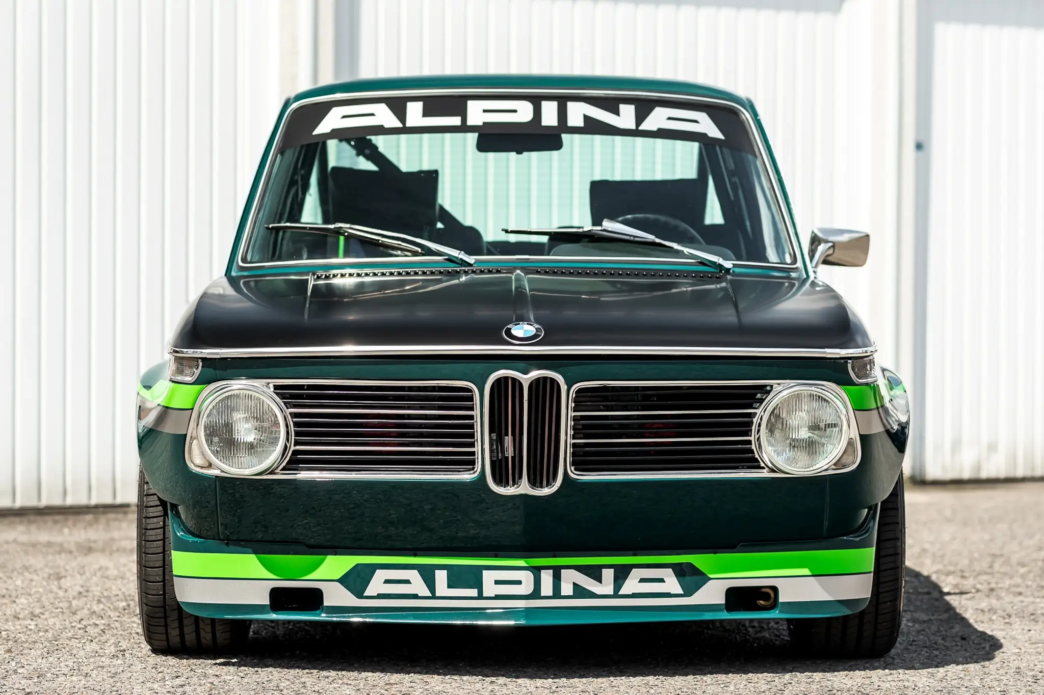 Manhart Alpina 2002 tii vista de frente