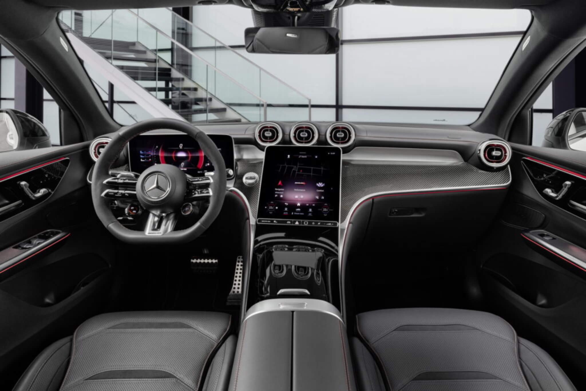 Mercedes-AMG GLC 43 Coupé interior