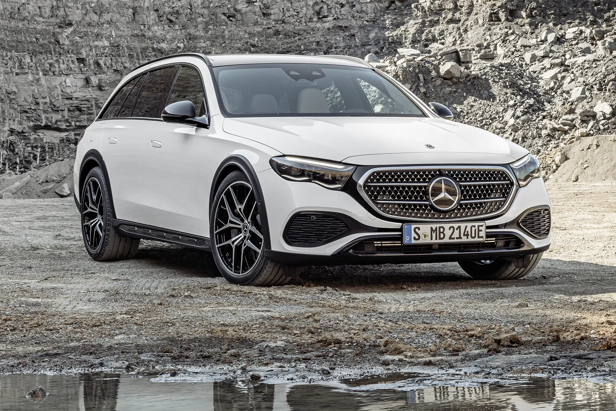 Mercedes-Benz Classe E All-Terrain 3/4 de frente