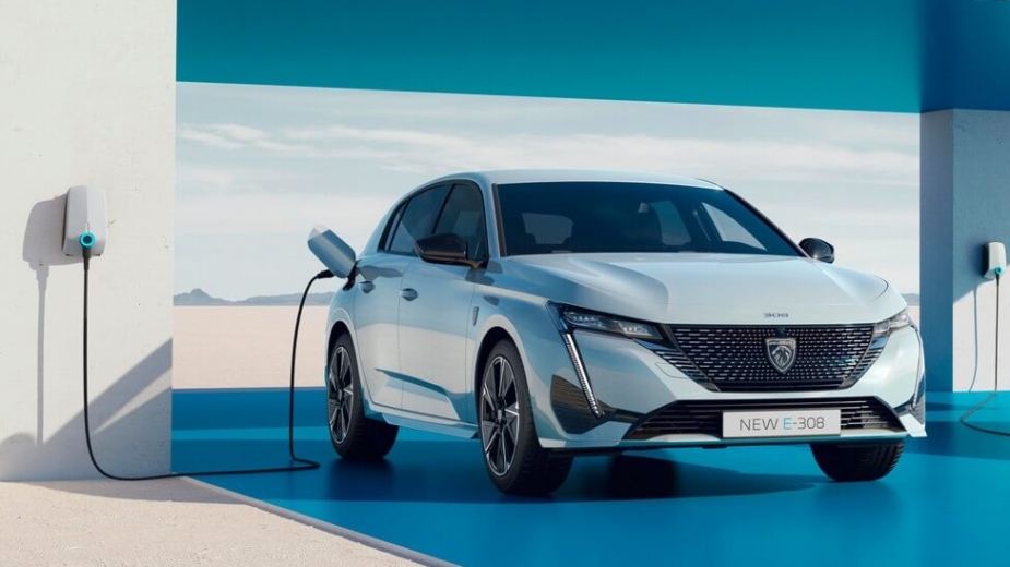 Peugeot e-308 já pode ser encomendado. Todos os preços