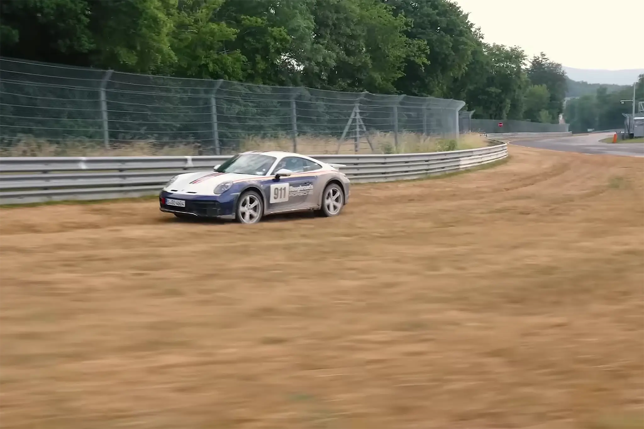 Porsche 911 Dakar no Nordschleife