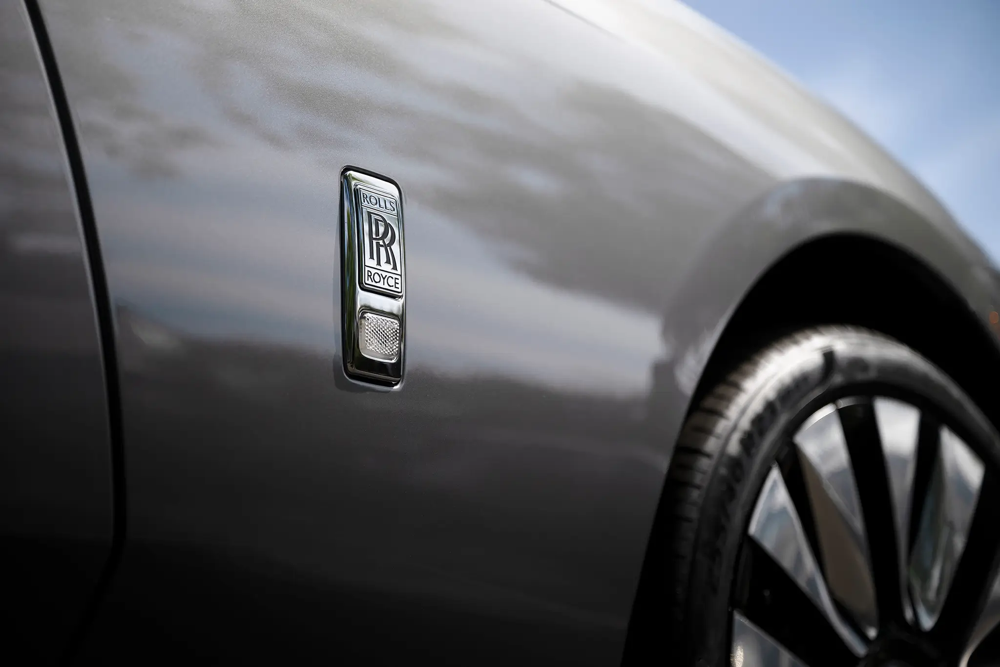 Logótipo lateral da Rolls-Royce