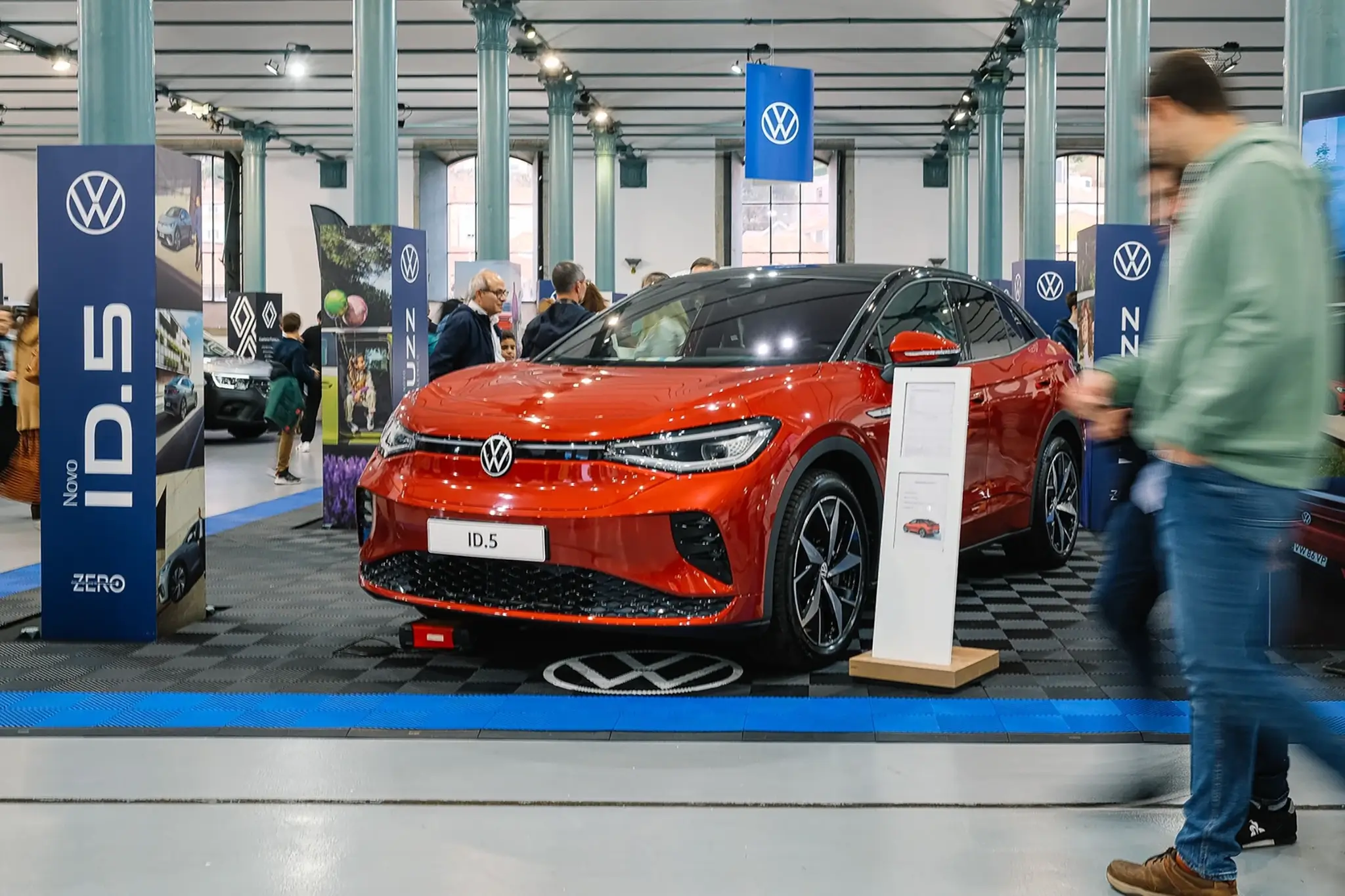 Salão do Automóvel Híbrido e Elétrico de 2022 - Volkswagen ID.5
