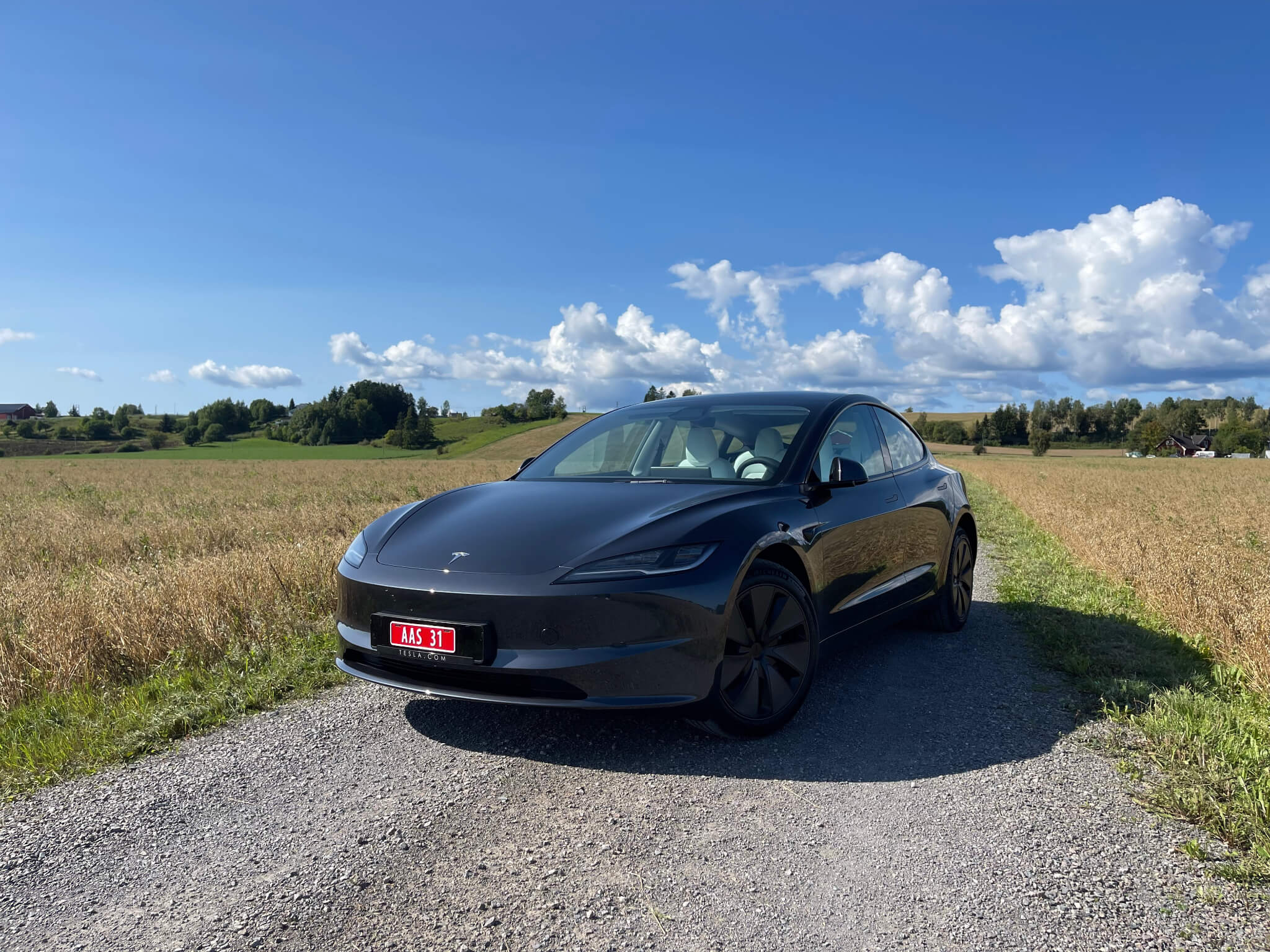 Tesla Model 3 2024 frente