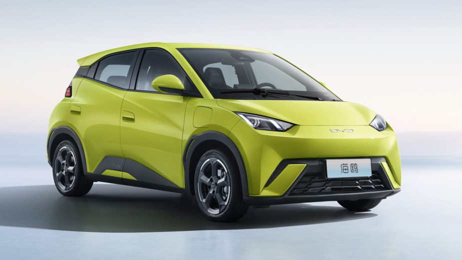Comissão Europeia acusa carros elétricos chineses baratos de “distorcerem o mercado”