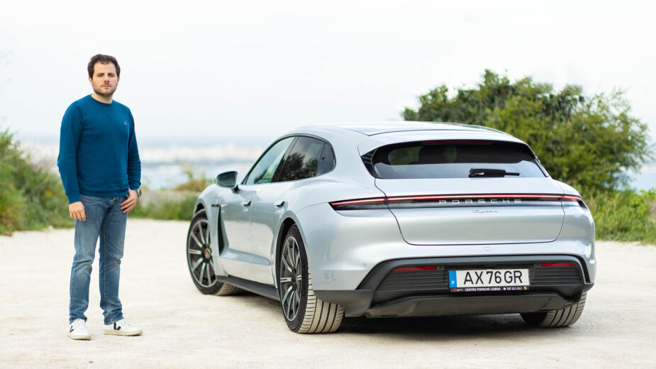 Porsche taycan sport turismo