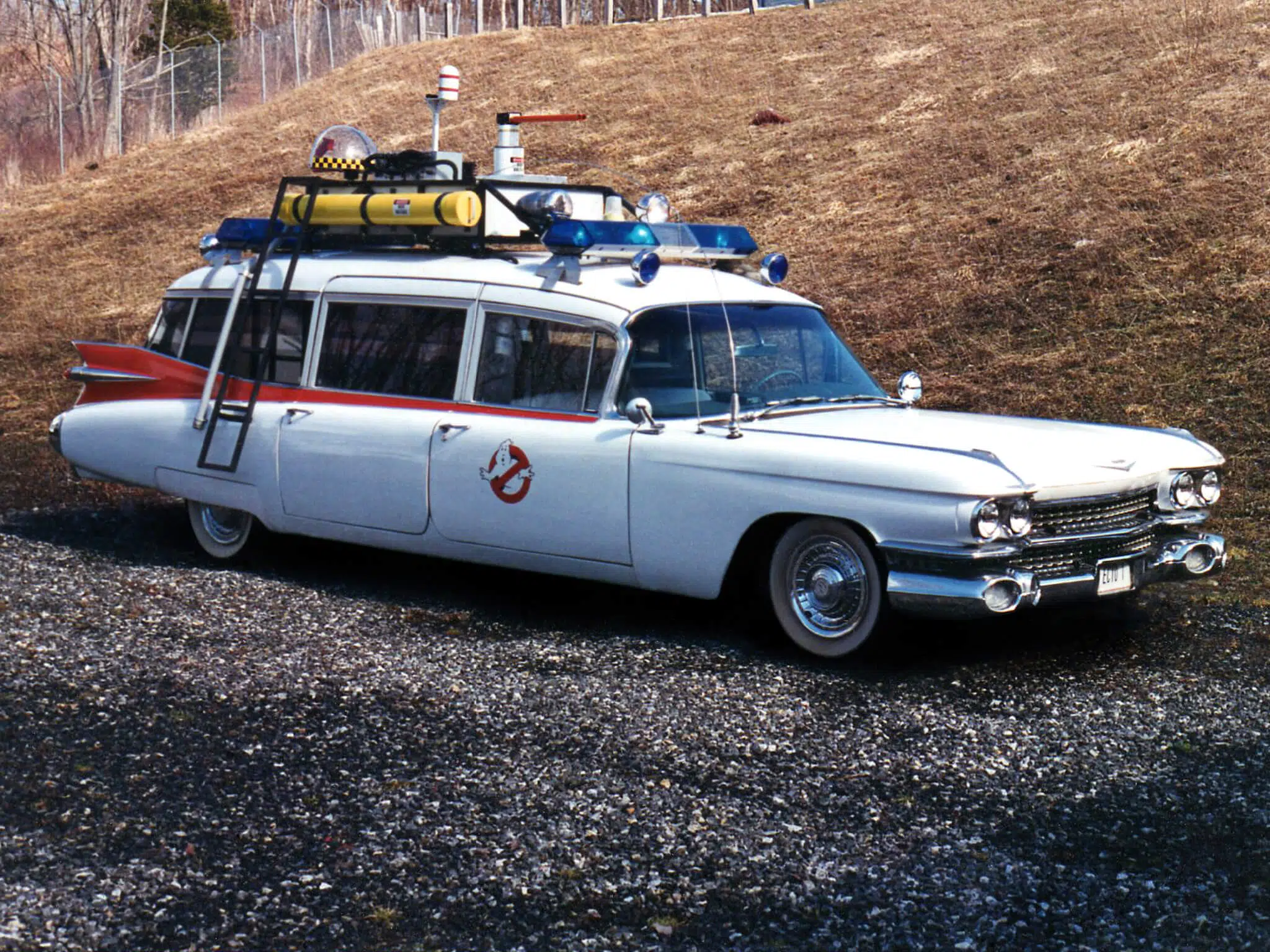 Ecto-1 Ectomobile Caça-Fantasmas perfil