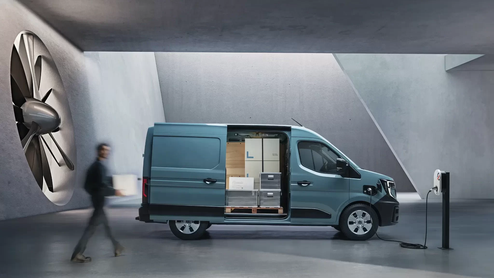 2024-Renault-Master