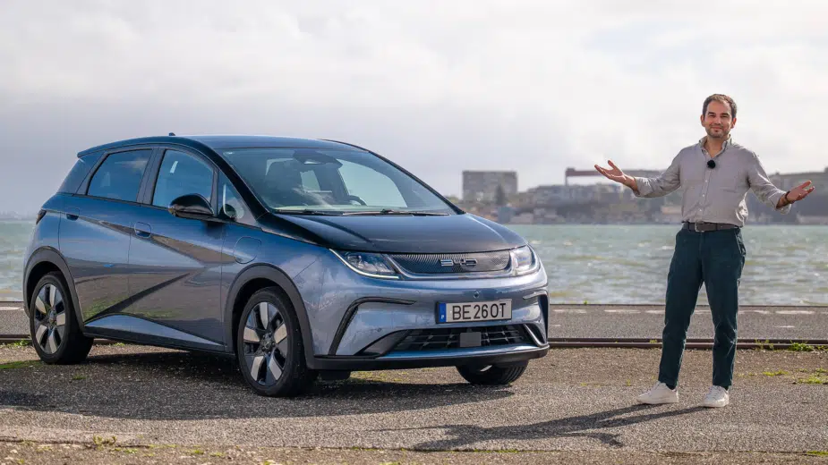 Já conduzimos o novo BYD Dolphin e explicamos tudo neste vídeo