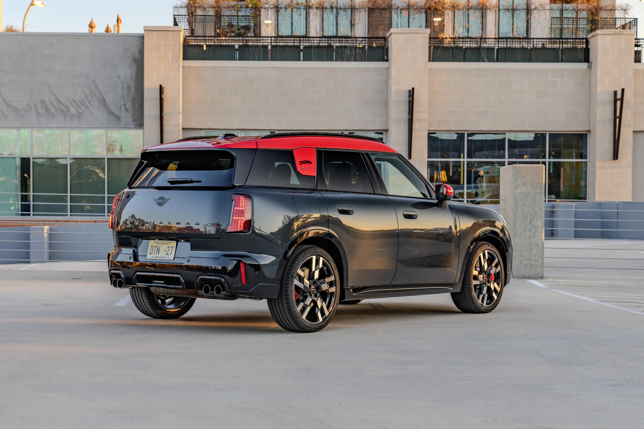 Countryman JCW von hinten