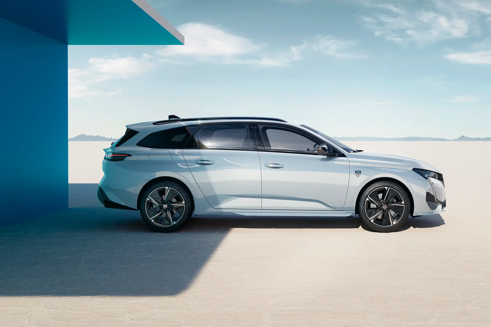Peugeot 308 SW - perfil