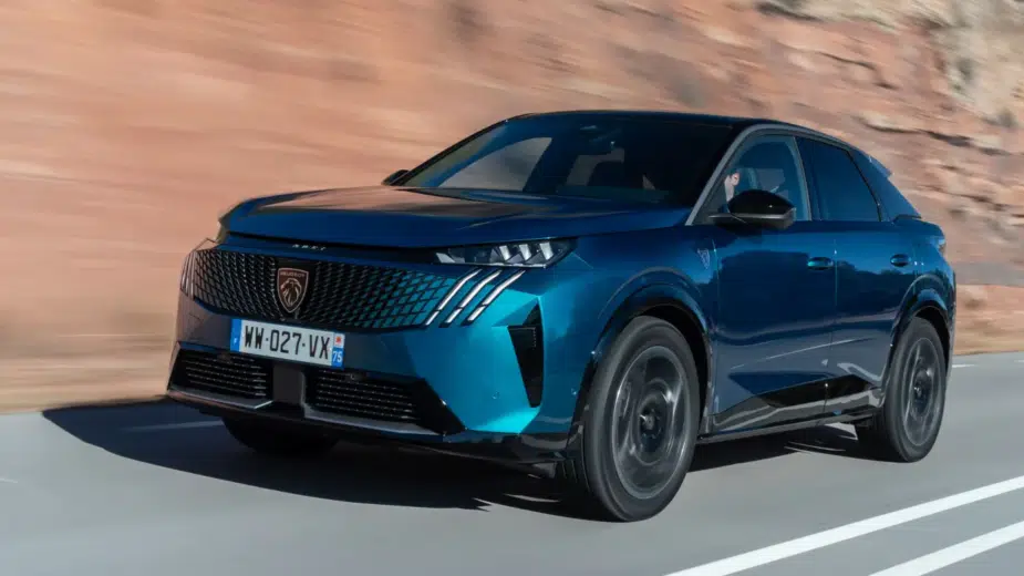 Primeiro teste ao reinventado Peugeot 3008 (2024). Nova fórmula convence?