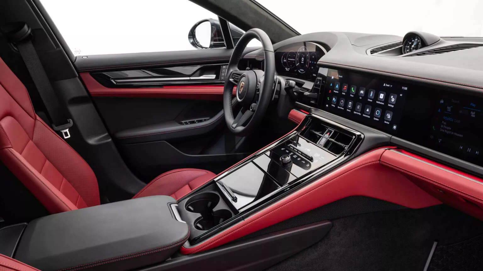 Revelação do Porsche Panamera 2024 começa pelo interior