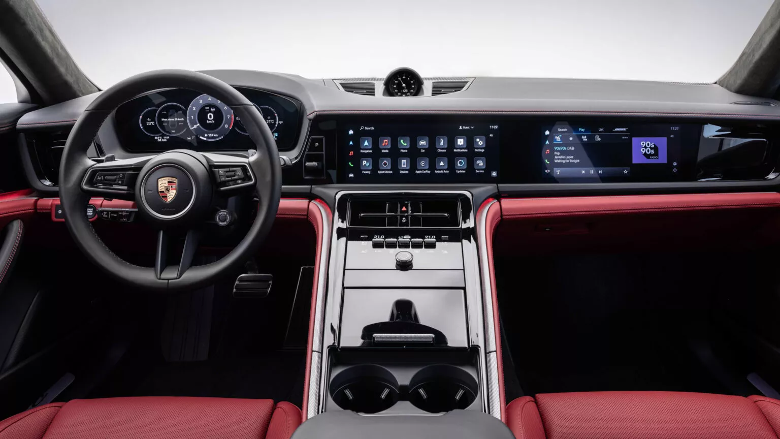 interior Porsche Panamera 2024