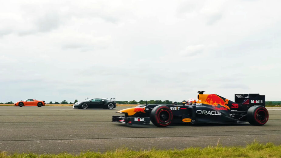 Red Bull F1, Bugatti Veyron e Porsche 918 drag race