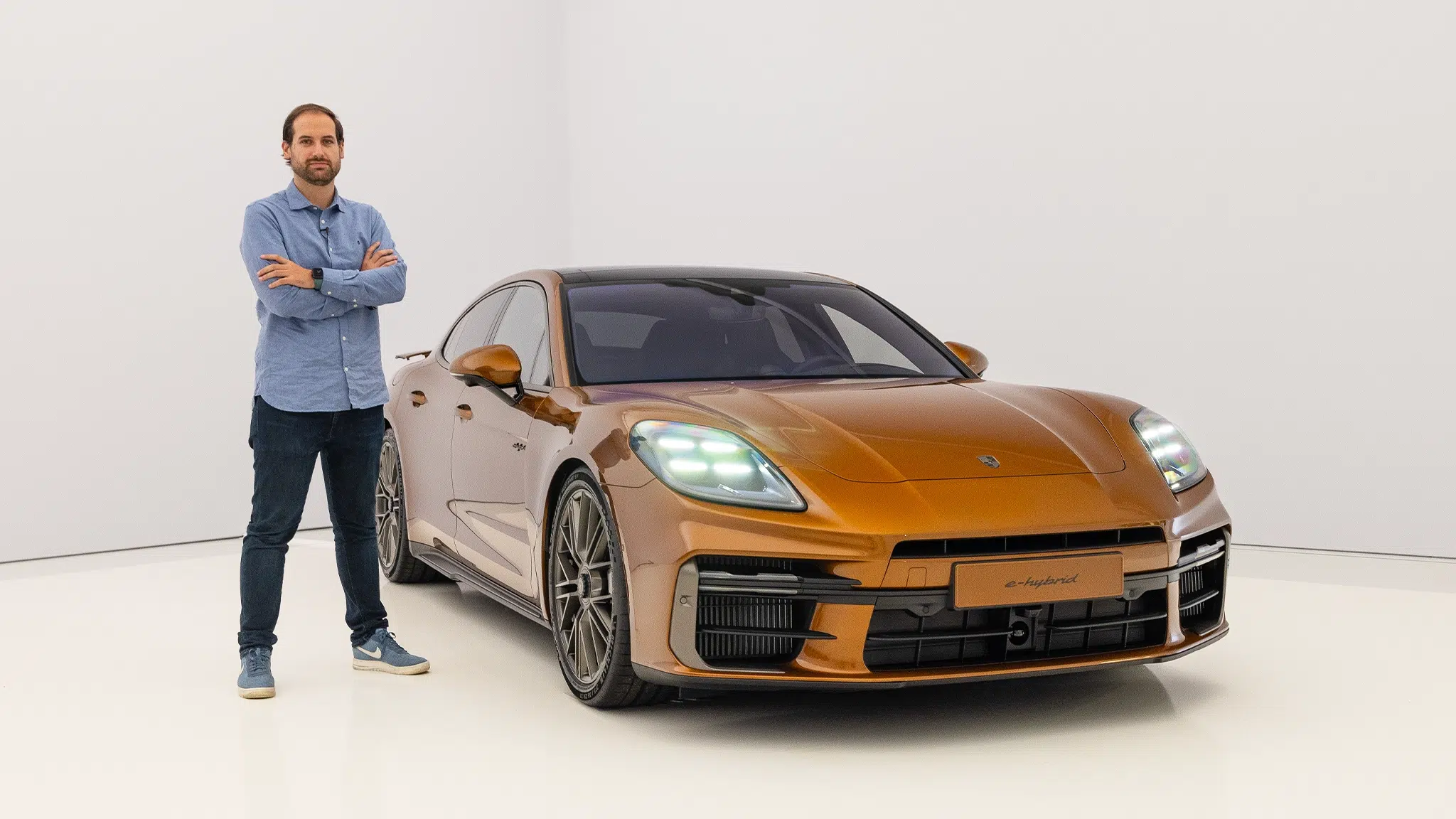 A melhor berlina do mundo? Ao volante do novo Porsche Panamera (2024)