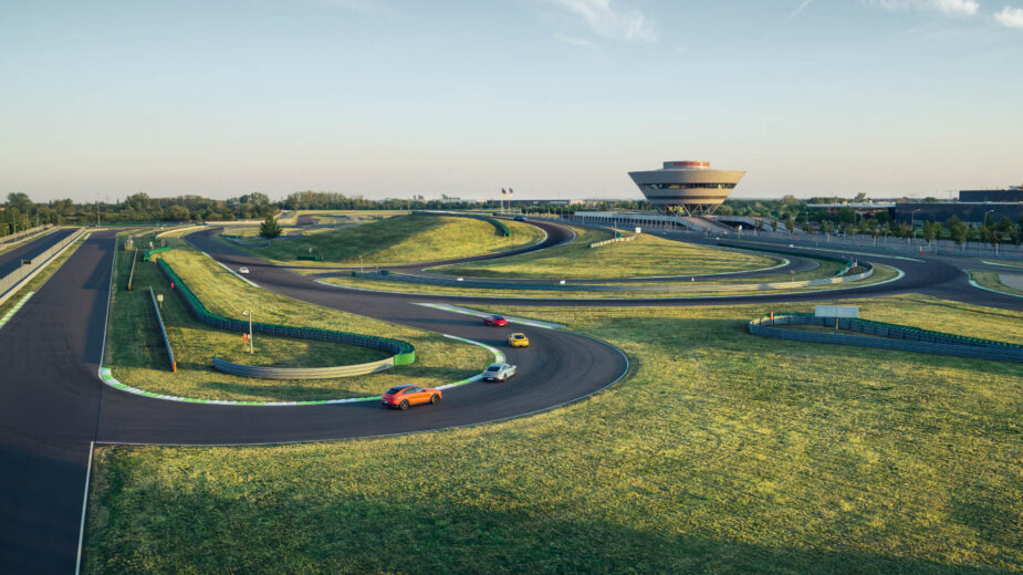 Porsche-Experience-Center-Leipzig