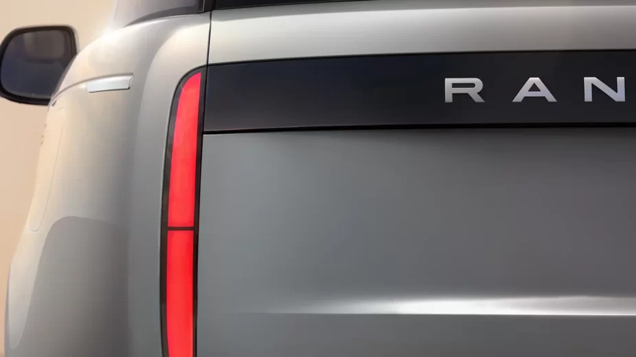 Range Rover EV - Detalhe da ótica traseira