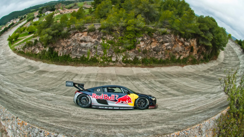 Das corridas à exploração agrícola. A história do Autódromo de Terramar