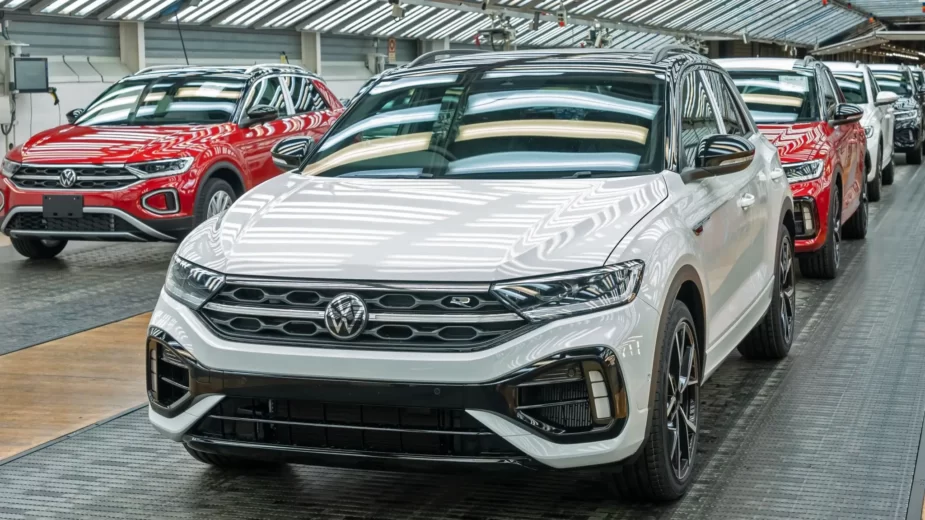 Linha de produção do Volkswagen T-Roc na Autoeuropa