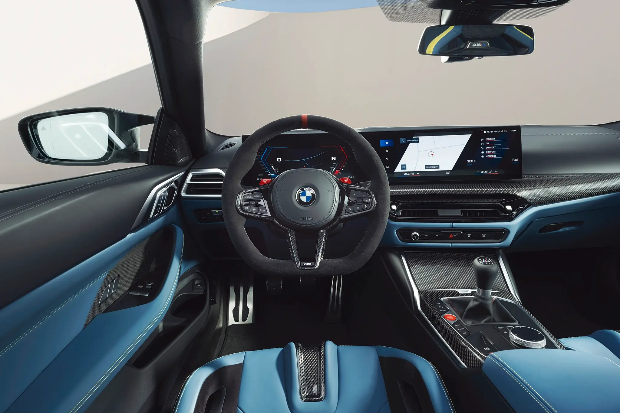 BMW M4 Coupé - interior