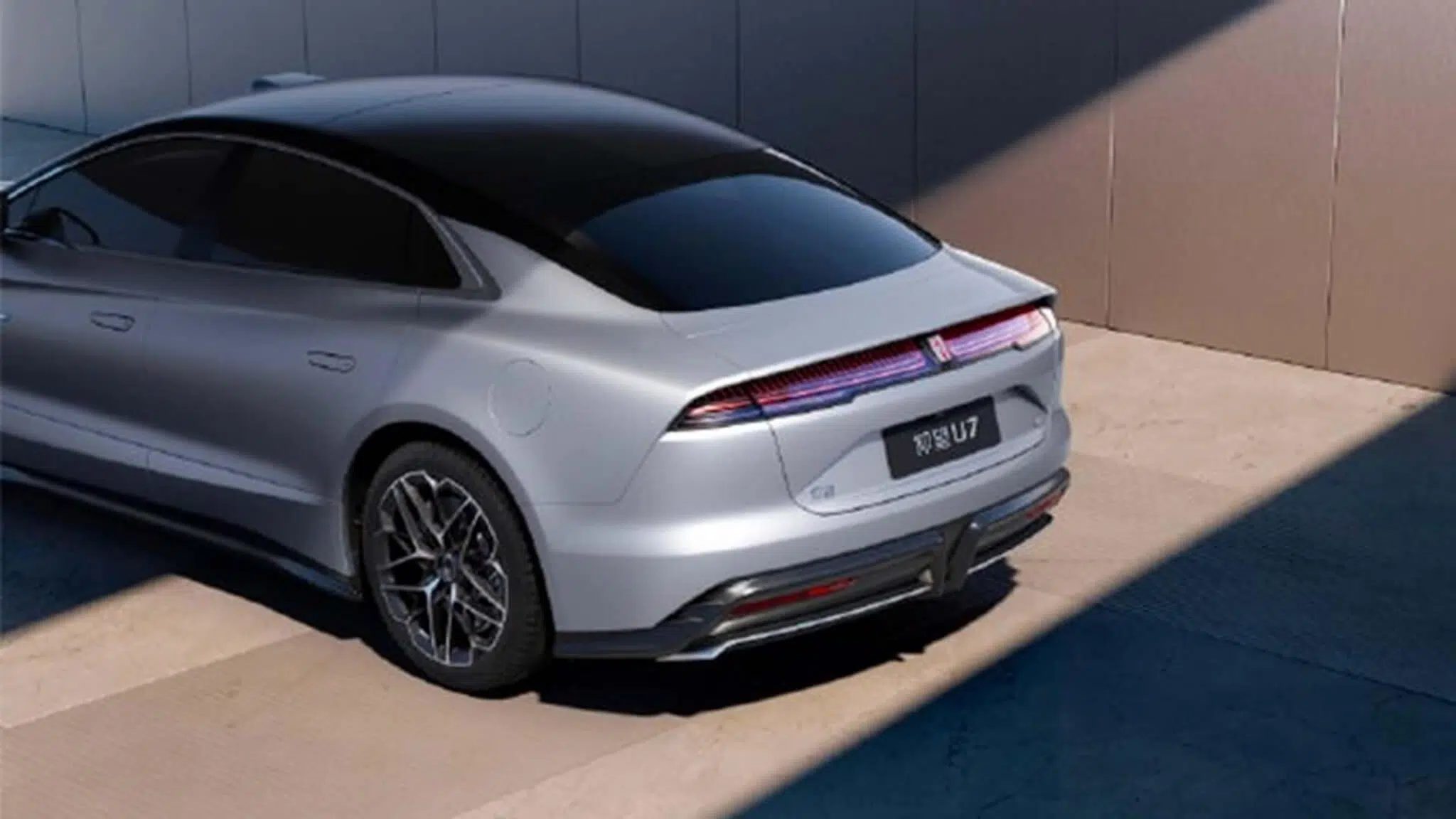 BYD YangWang U7