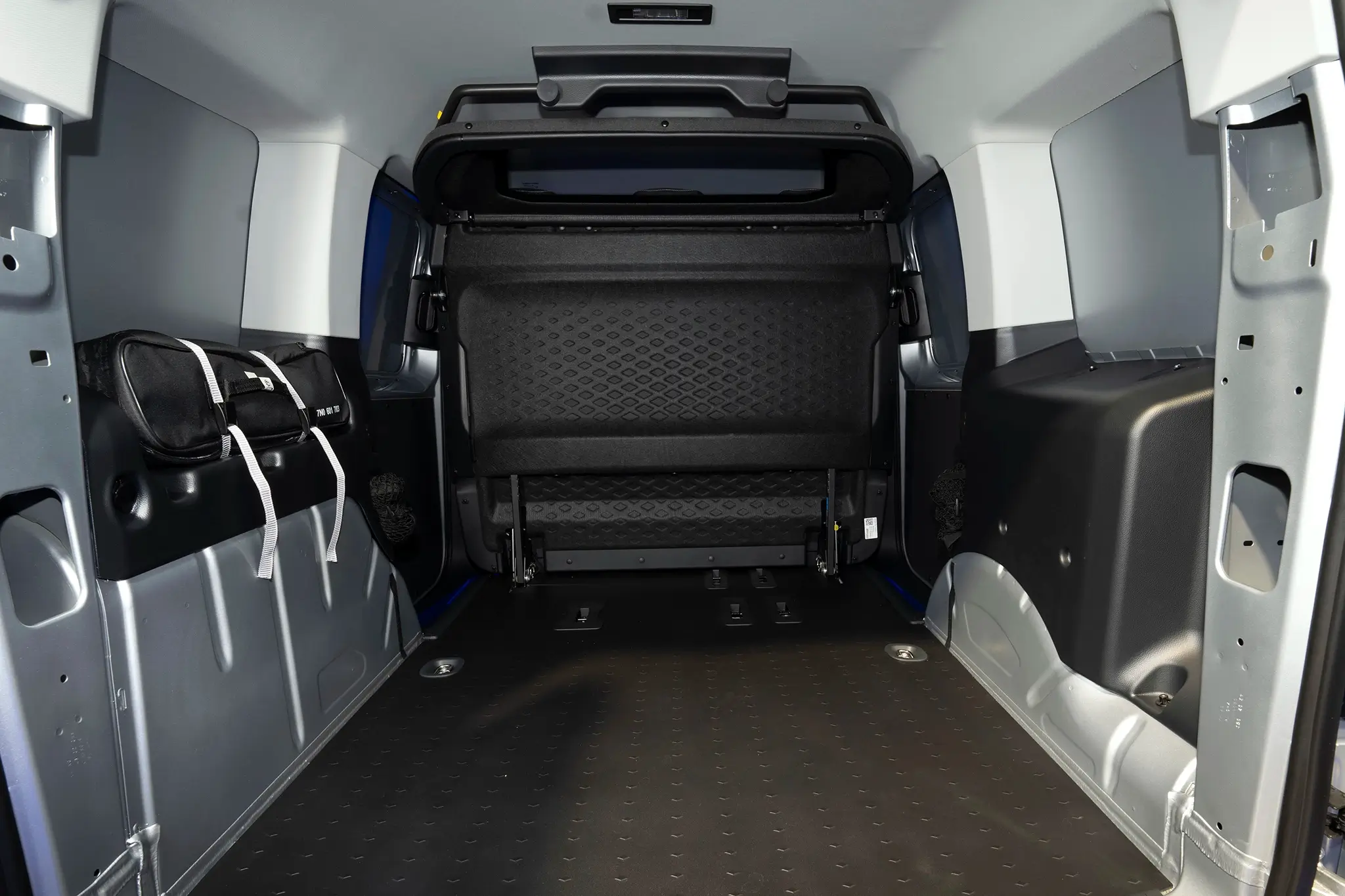 Ford Transit Connect - Segunda fila de assentos no compartimento de carga