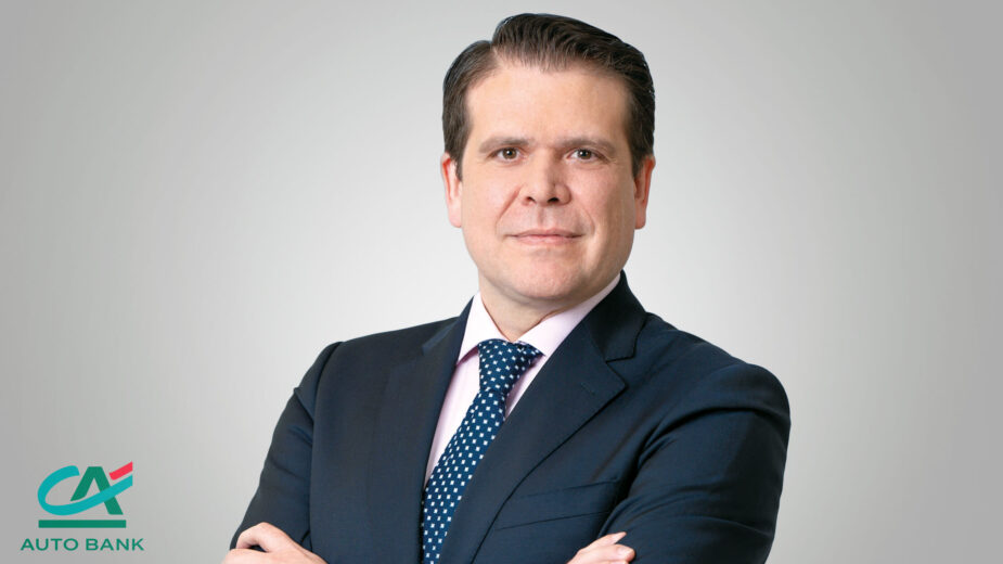 Juan Manuel PINO_CA Auto Bank