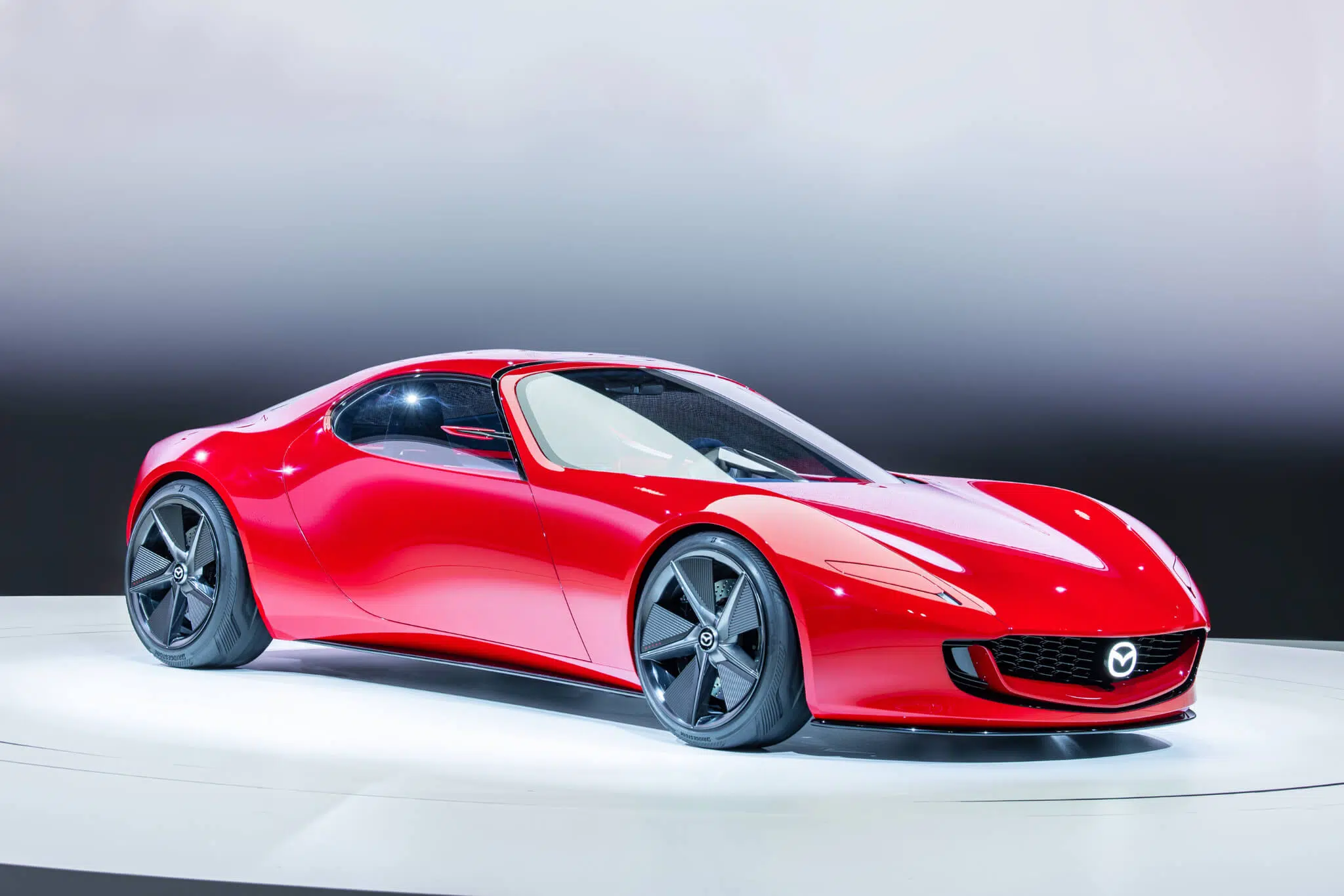 Mazda Iconic SP perfil