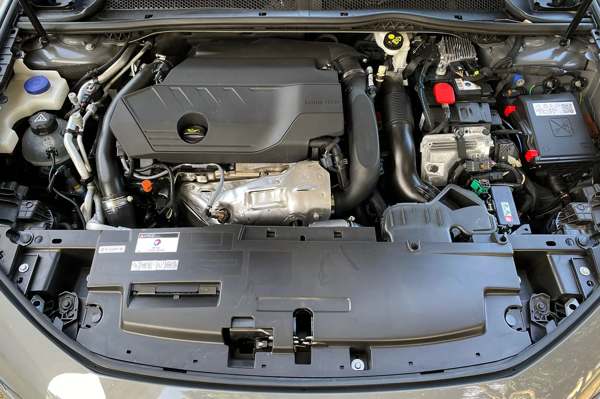 Peugeot 508 SW GT PHEV - Motor