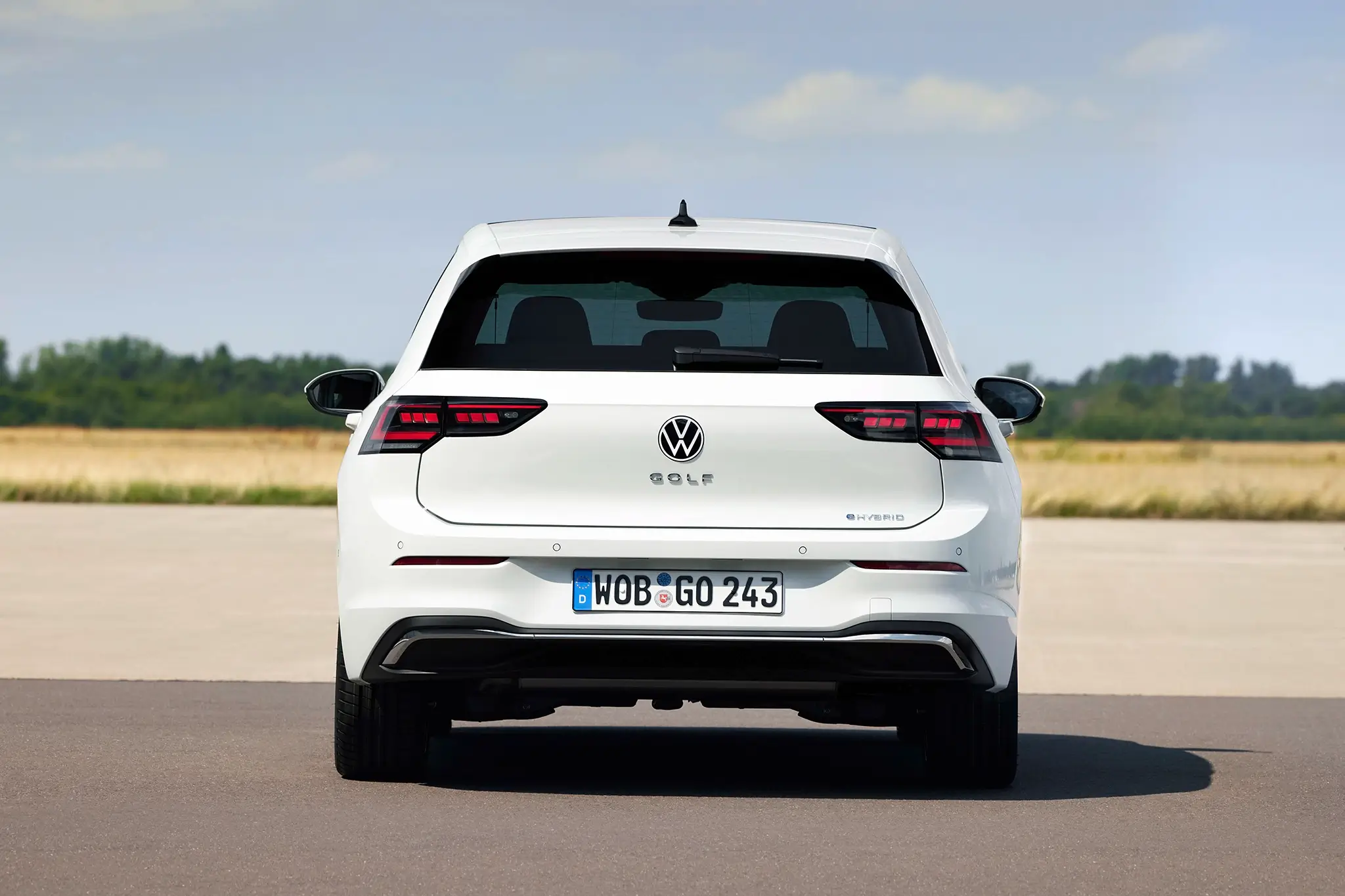 Volkswagen Golf 2024 - eHybrid de traseira