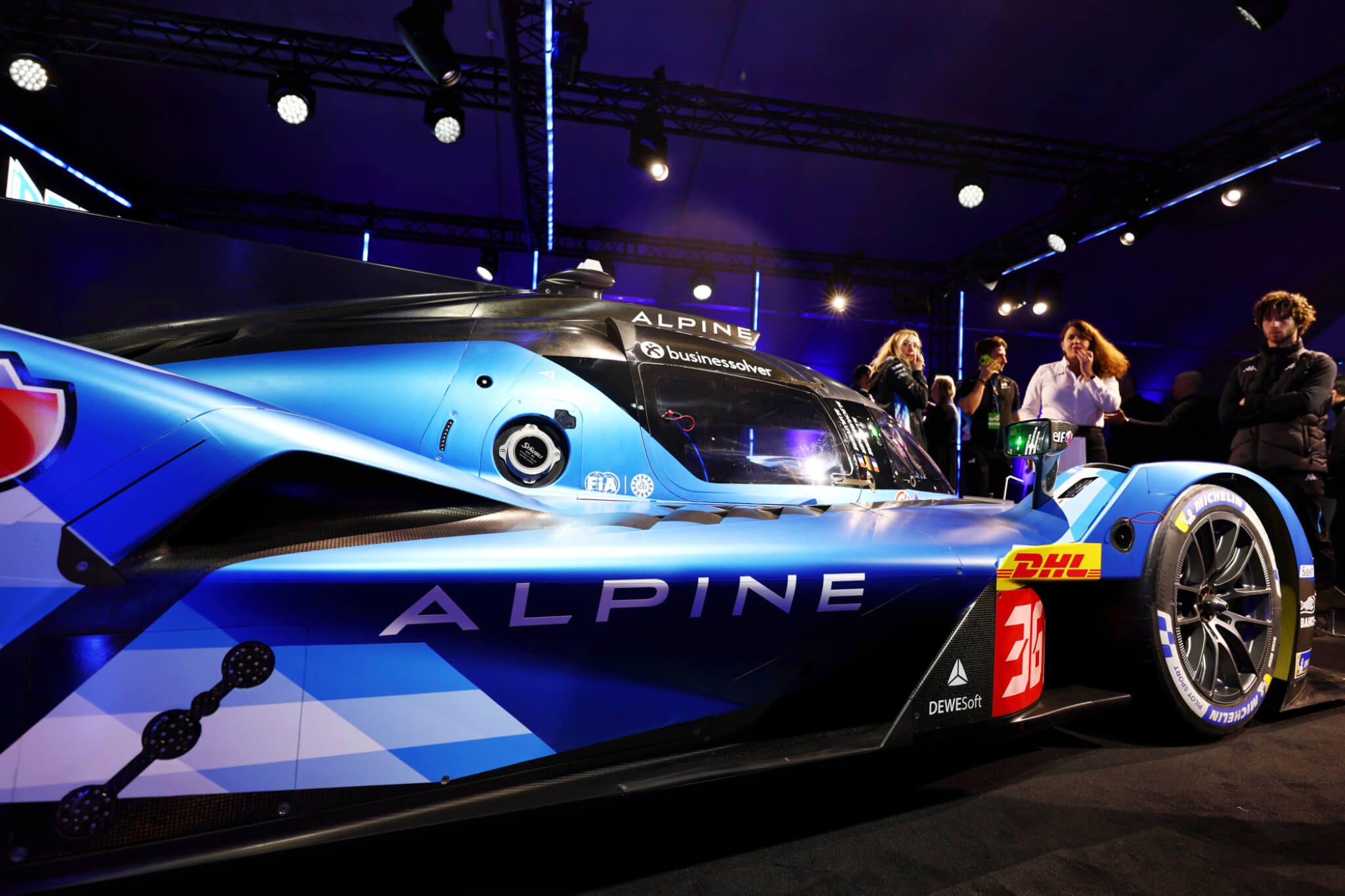 Alpine A424