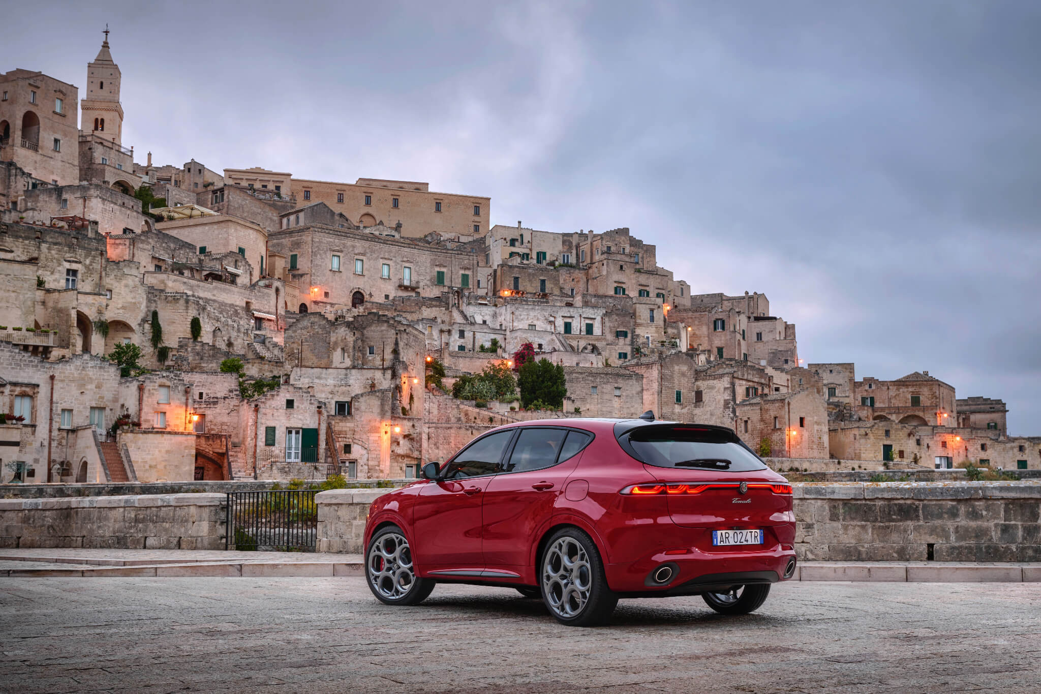 Alfa Romeo Tonale Tributo Italiano traseira