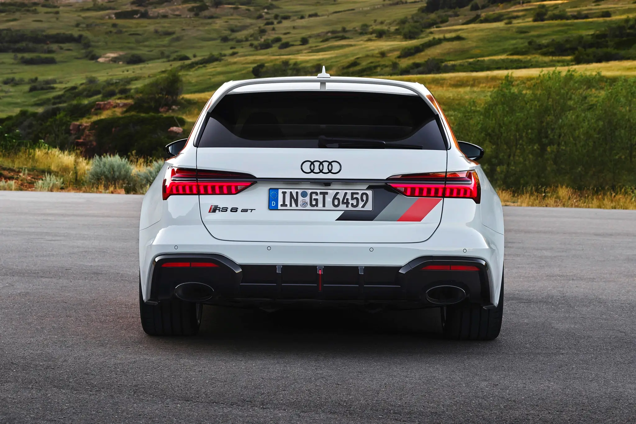 Audi RS6 Avant GT - traseira