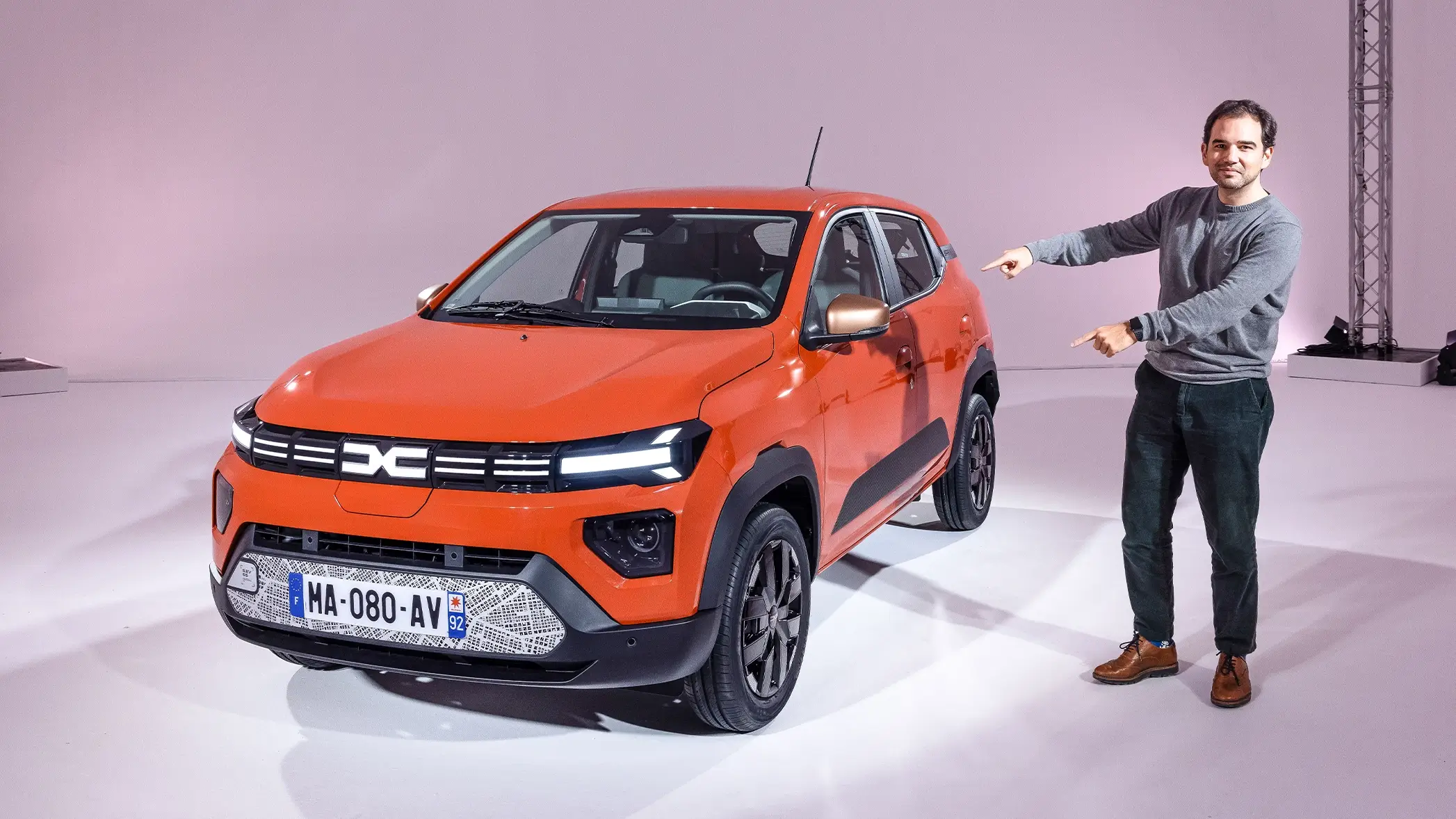 Este Dacia Duster Widebody, versão "esteróides", tem de acontecer