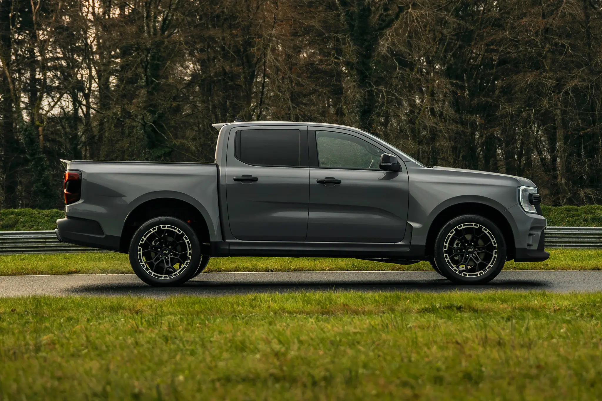 Ford Ranger MS-RT - lateral