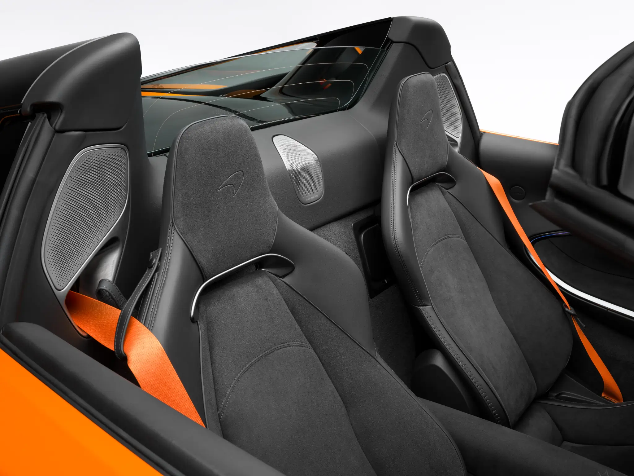 McLaren Artura Spider interior